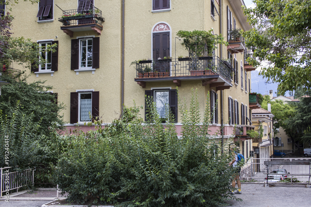 Haus mit Balkon in Botzen Italien