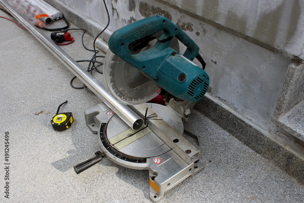 Pipe cutting Pipe cutting