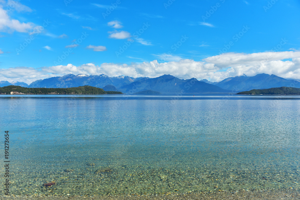 Manapouri lake reflection