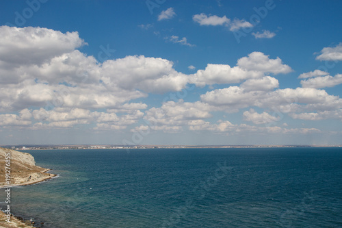 The black sea coast in Crimea © Zenebio