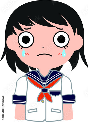 セーラー服を着たショートカットの女子生徒　泣く