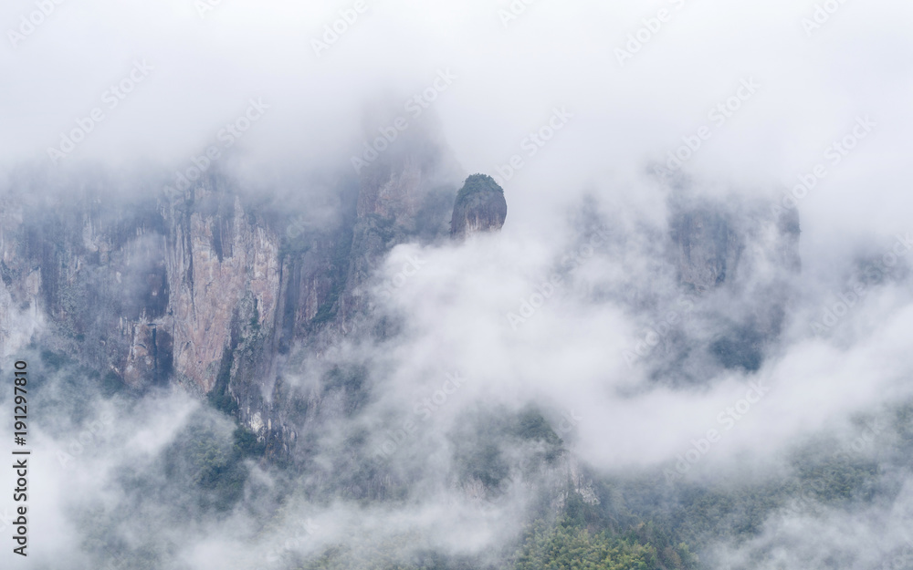 Obraz premium Beautiful mountains landscapes surrounded by white fog, xianju, zhejiang province, China.
