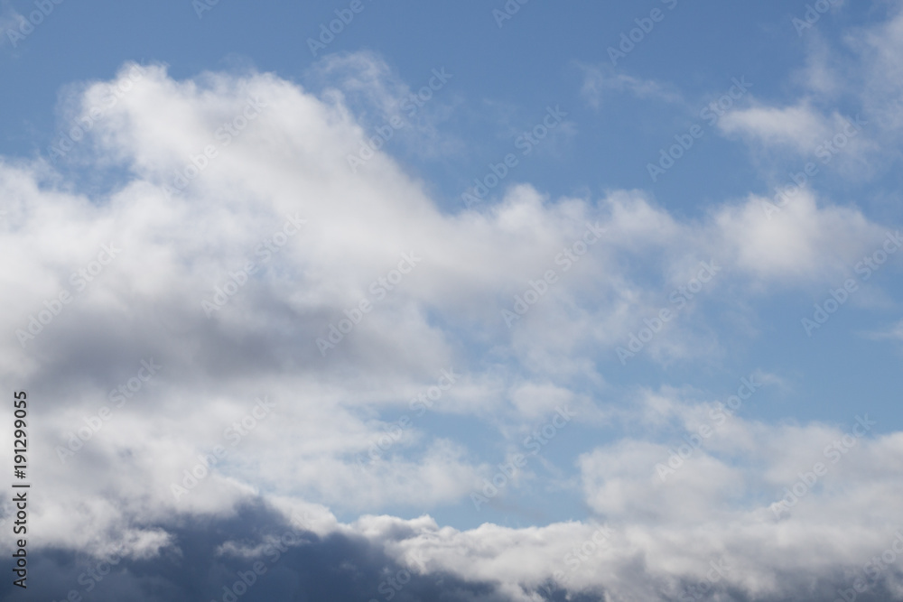 Obraz premium fat bluish cloud continuous over the top .