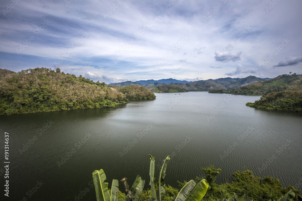 Fototapeta premium Bang Lang dam, Yala, Thailand