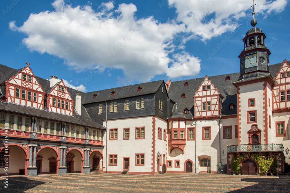 Der Innenhof des Weilburger Schlosses in Hessen