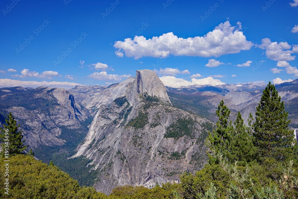Naklejka premium Half Dome