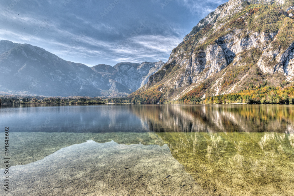 Der Bohinj See zwischen Ukanc und Rikcev