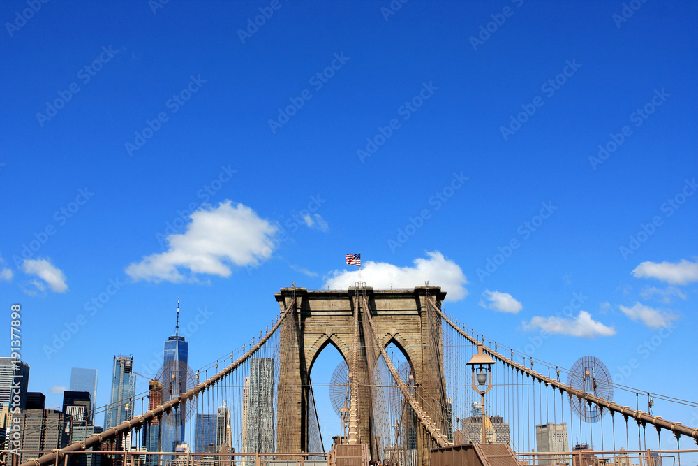 Fototapeta premium The Brooklyn Bridge over East River in New York City, USA