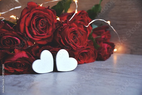 Valentinstag - rote Rosen m...