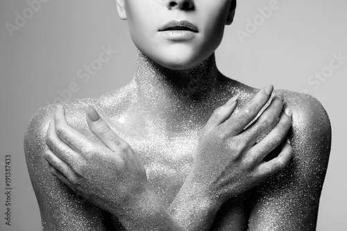 Quadro su tela Silver Girl. Beautiful Woman in Sparkles