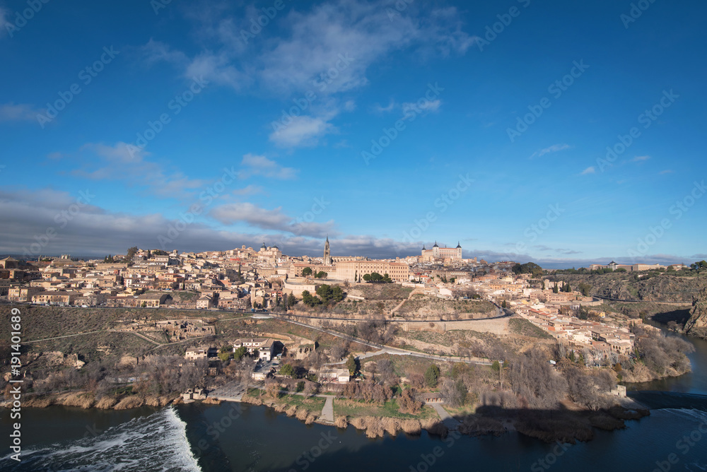 Fototapeta premium Scenic view of Toledo medieval city skyline, Spain.