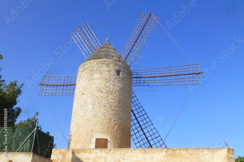 Molino de viento de Felanich          o Felanitx                ciudad de Mallorca en la Islas Baleares  Espa  a en la comarca del Migjorn con Santany    Campos  Porreras  Villafranca de Bonany y Manacor