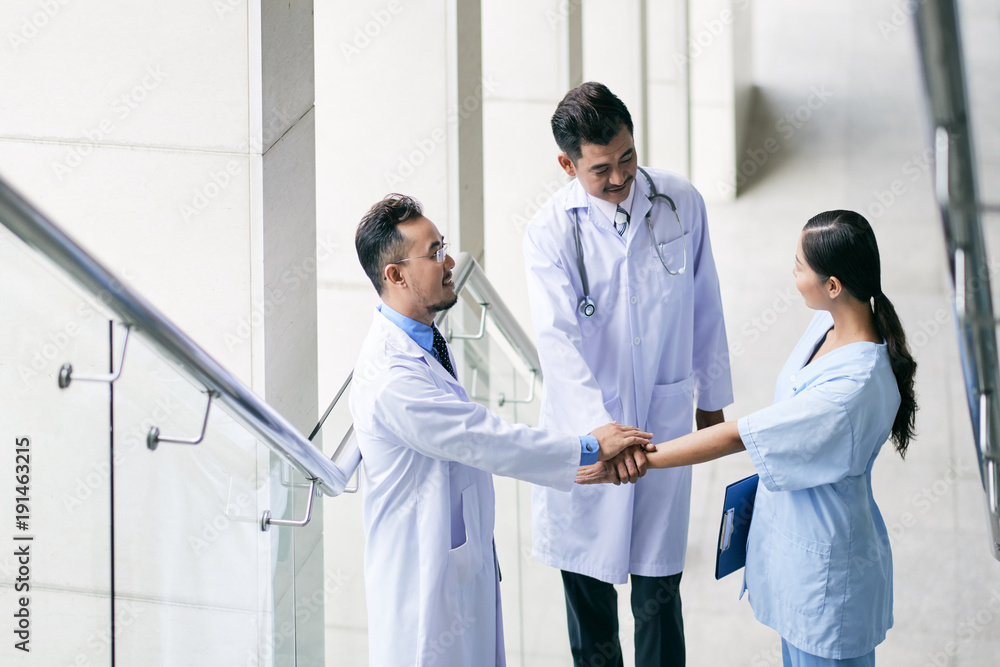 Fototapeta premium Supportive colleagues