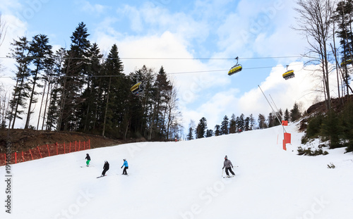 Zimowe ferie na stokach Małego Skrzycznego, w Szczyrku, w Beskidzie Śląskim photo