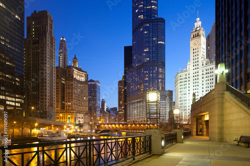Cityscape of buildings around the Chicago River, Chicago, Illinois, USA