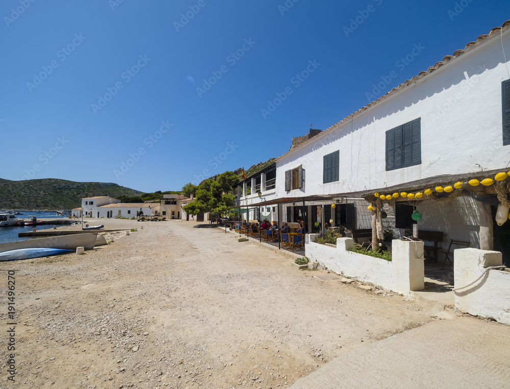 Ausblick auf Hafen und Burg von Cabrera, Colònia de Sant Jordi, Parque Nacional de Cabrera, Cabrera-Nationalpark, Cabrera-Archipel, Mallorca, Balearen, Spanien