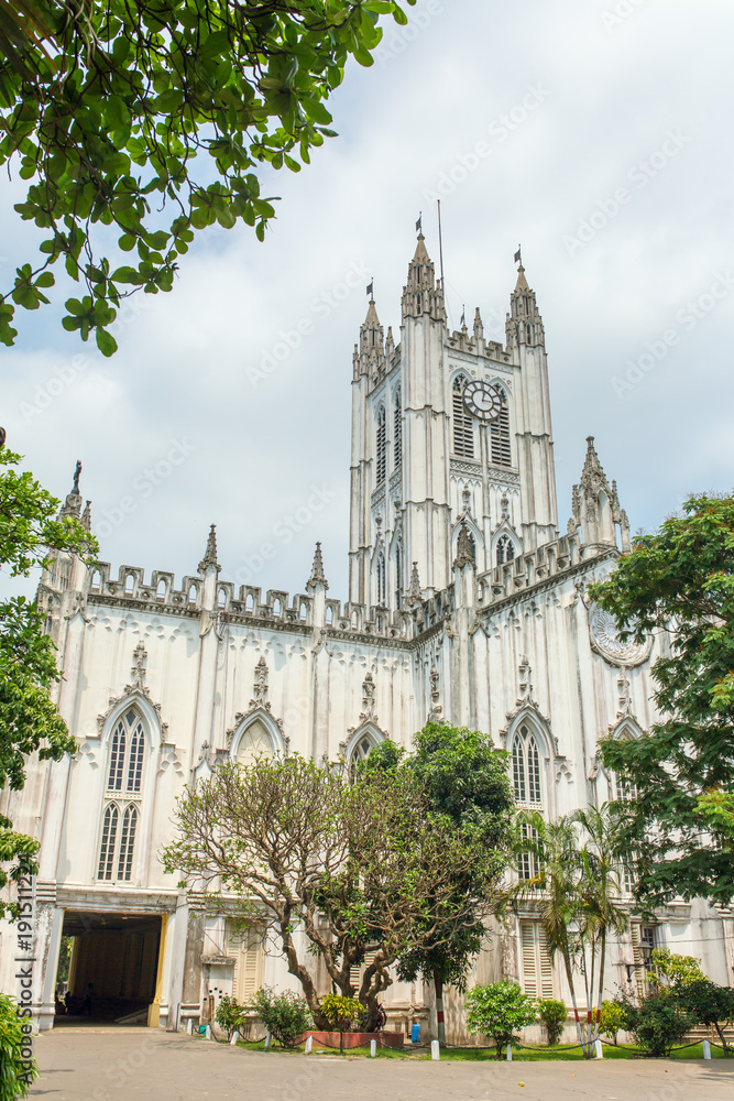 St Pauls Cathedral is a Anglican cathedral in Kolkata, West Bengal, India.