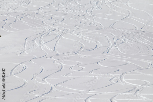 ski tracks