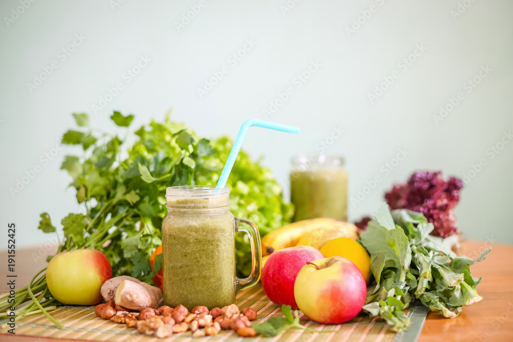 Fruit and vegetable green smoothie Fruit and vegetable green smoothie