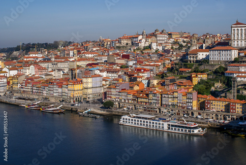 Porto, Portugal © analuciasilva