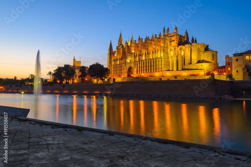 Cathedral of Palma de Mallorca seen from Parc de la Mar, Spain