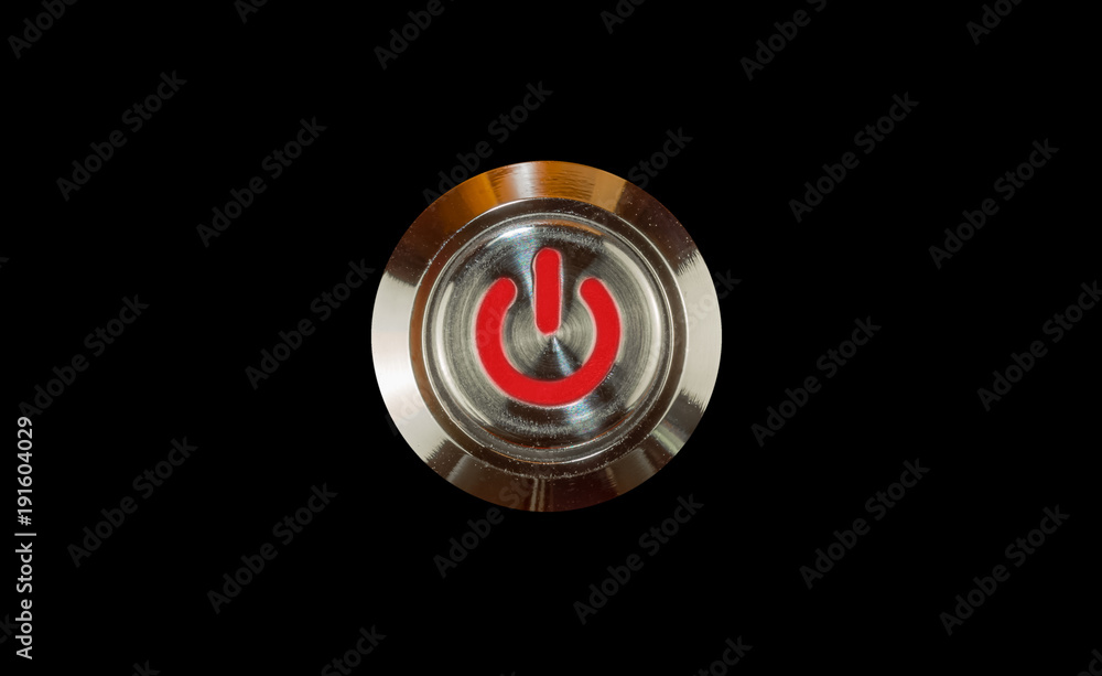 interrupteur bouton poussoir métal sur fond noir interrupteur bouton poussoir métal sur fond noir