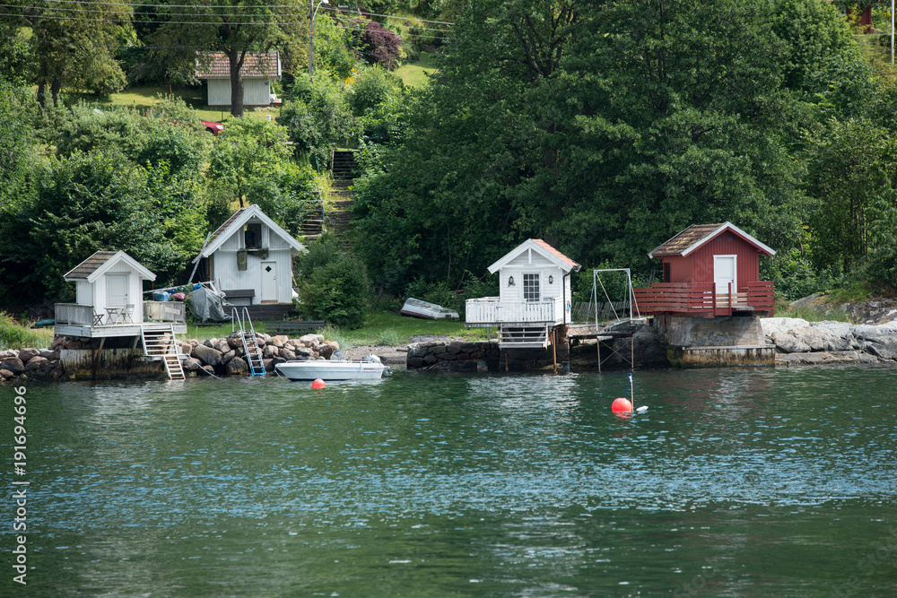 Fototapeta premium Strand- und Badehäser am Oslofjord
