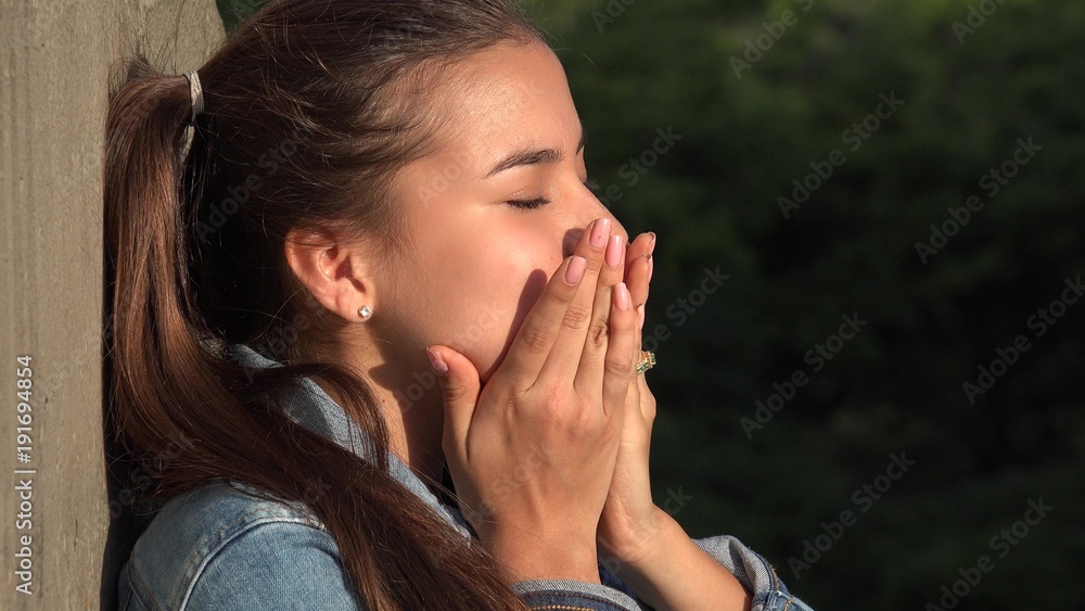 Anger Anxiety And Worry Among Teen Girls Anger Anxiety And Worry Among Teen Girls