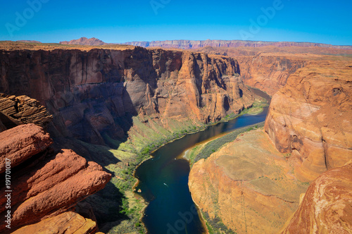 Meanders Through the Canyon of Horseshoe Bend