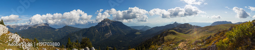 panorama chartreuse photo