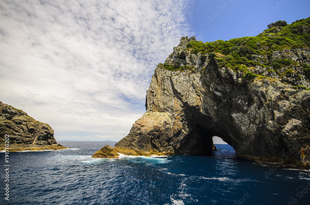 Hole in the Rock, Bay of Islands Hole in the Rock, Bay of Islands