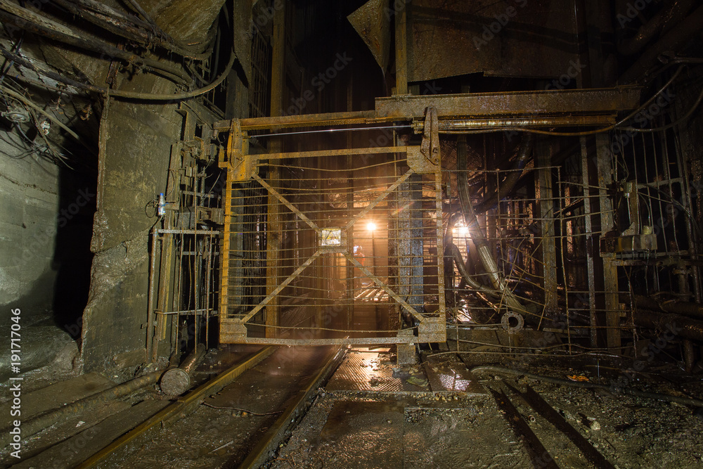 Underground abandoned ore mine shaft tunnel gallery Underground abandoned ore mine shaft tunnel gallery