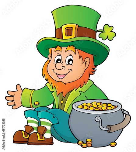 Sitting leprechaun theme image 4