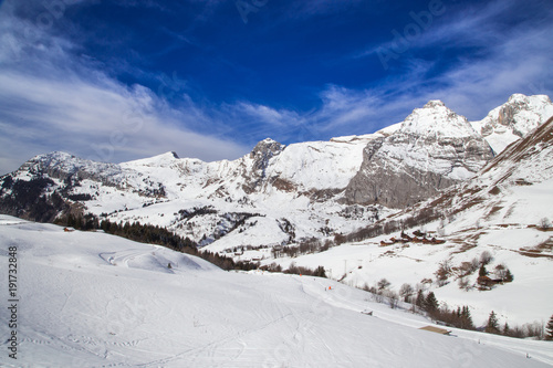 Wallpaper Mural Grand-Bornand Torontodigital.ca