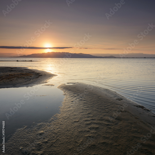 Wallpaper Mural Atardecer en el delta del río Ebro. Tarragona. España Torontodigital.ca