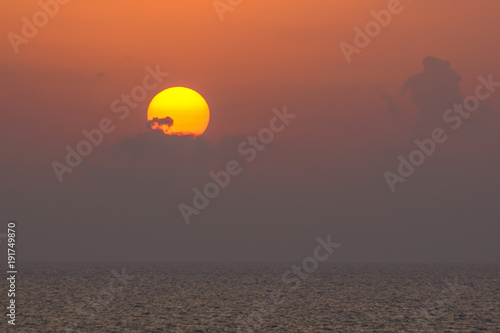 Sunset on the Sea: red, scalding © steuccio79