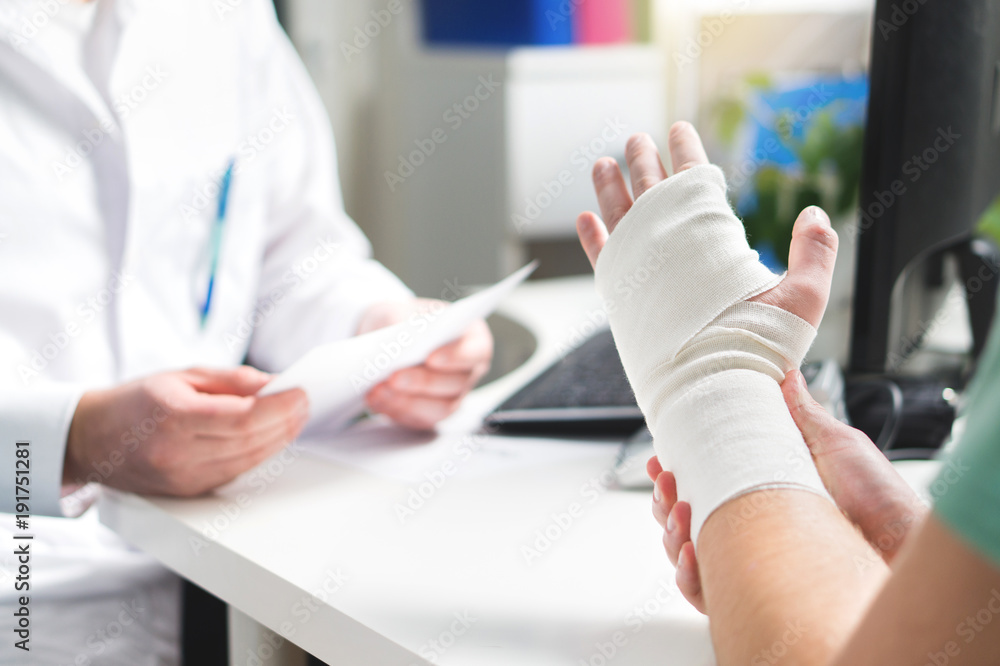 Hand Fracture First Aid