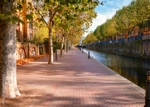 Canvas Print Ornamental Canal in Wapping London Docklands London UK