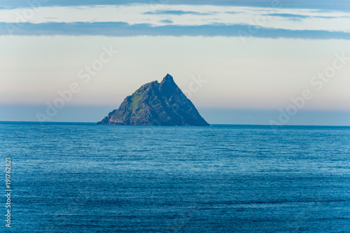 Die Insel Skellig Michael vor Irlands Küste photo