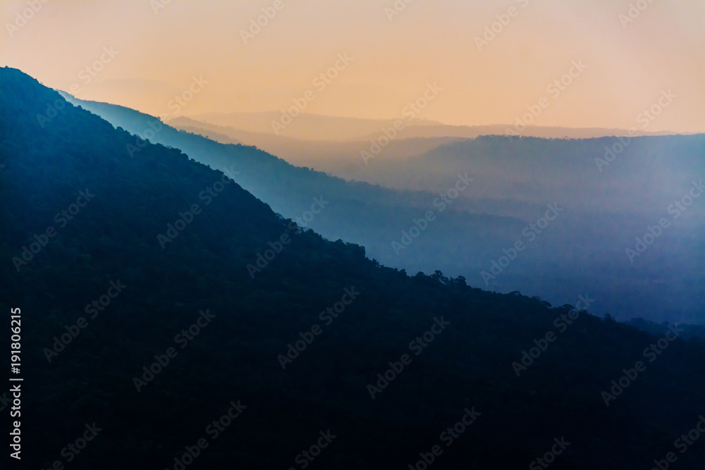 Obraz premium Landscape sky sunset and Mountain