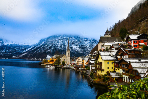 Wallpaper Mural Hallstat lake view  Torontodigital.ca