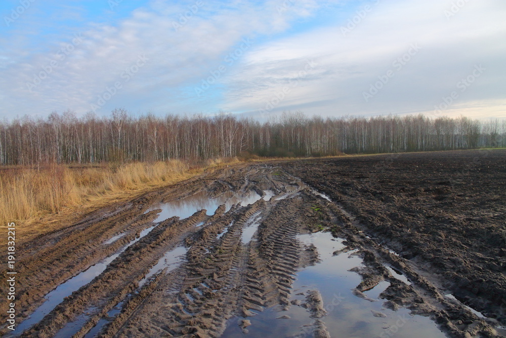 The mud on a rural road, plow the field, grow crops, roads, hard to go The mud on a rural road, plow the field, grow crops, roads, hard to go