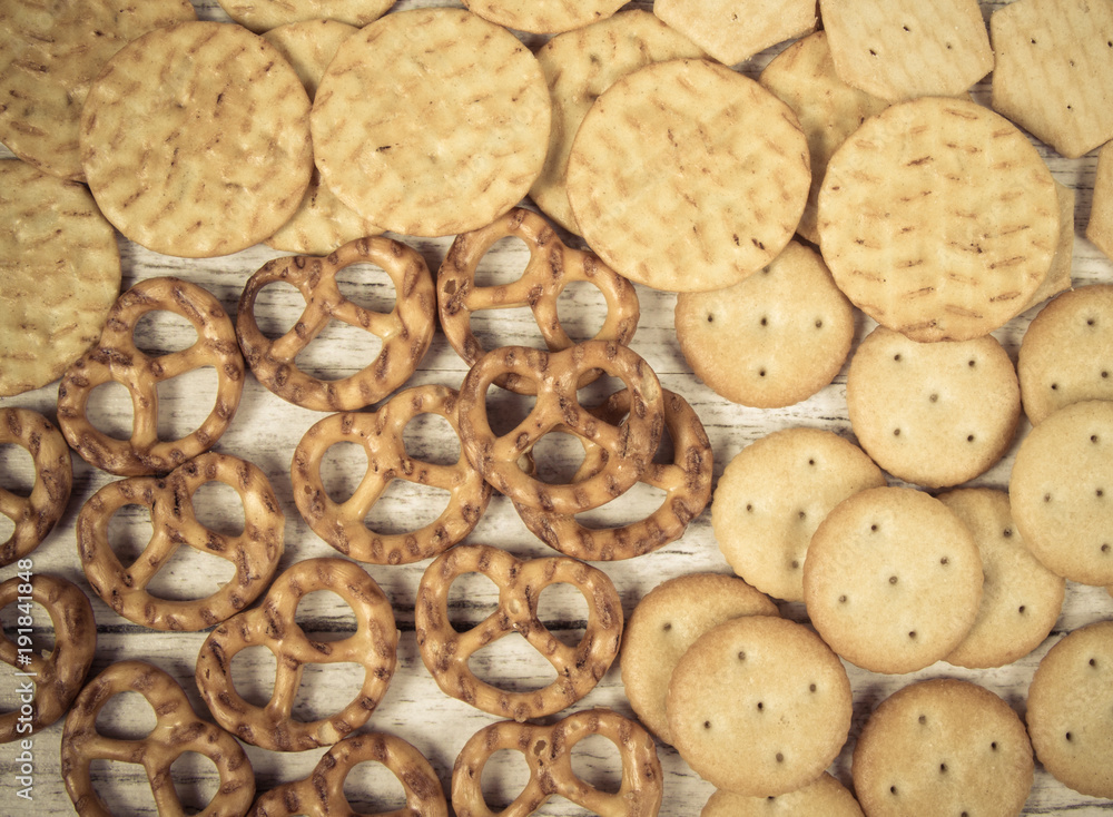 Mix of snacks : pretzels, crackers, cookies. Mix of snacks : pretzels, crackers, cookies.