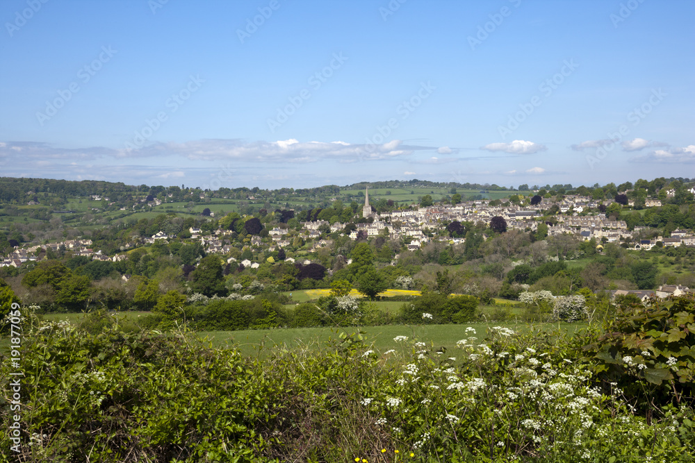 England, Gloucestershire, Painswick in the scenic Cotswold countryside in spring sunshine