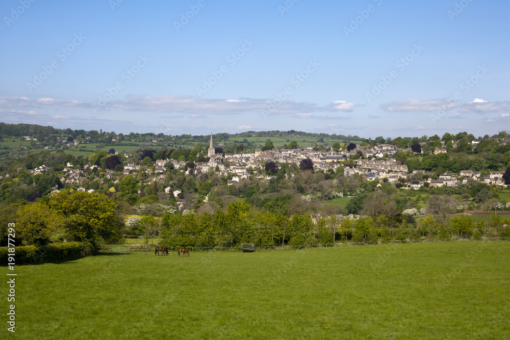 England, Gloucestershire, Painswick in the scenic Cotswold countryside in spring sunshine