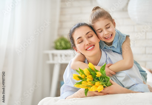 daughter congratulating mom