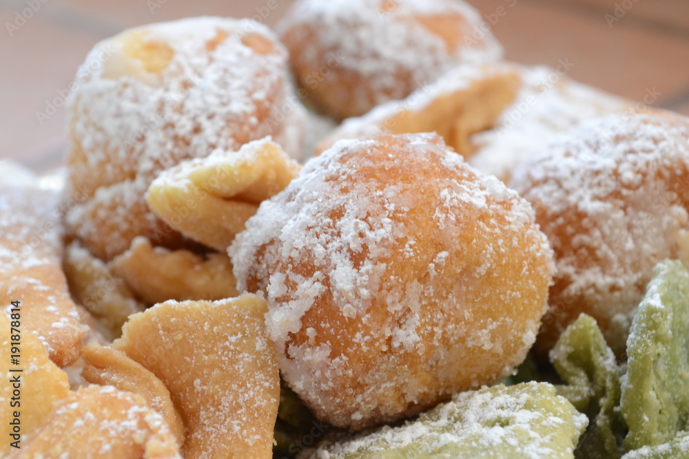 dolci di carnevale tipici in Italia