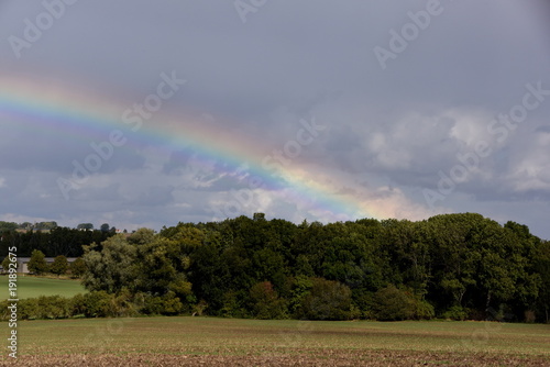 Landschaft bei Goseck mit Regenbogen