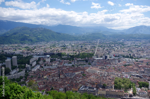 vue sur Grenoble depuis la bastille 