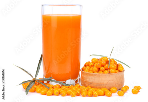 Foto Sea buckthorn juice in glass isolated on white background